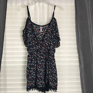 Floral Cols Shoulder Romper